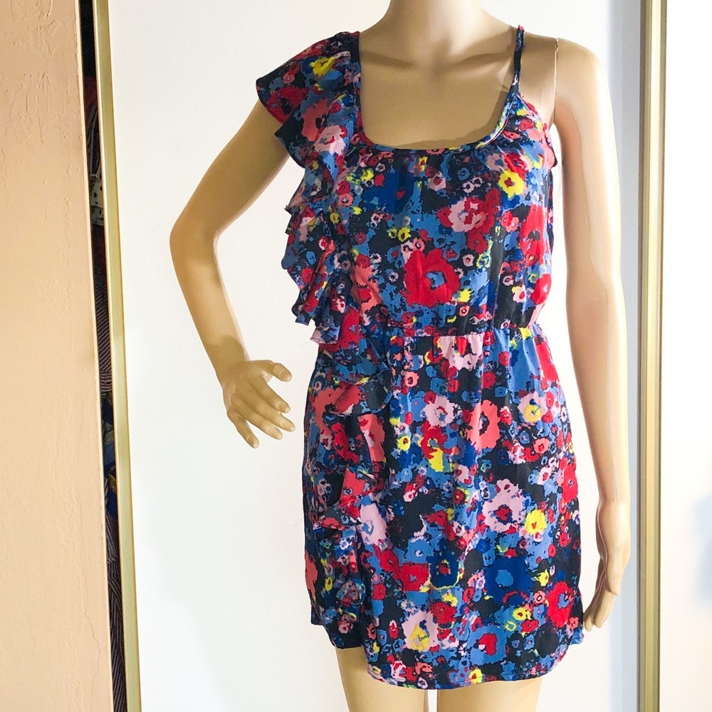 Floral ruffle mini dress. Women’s size S